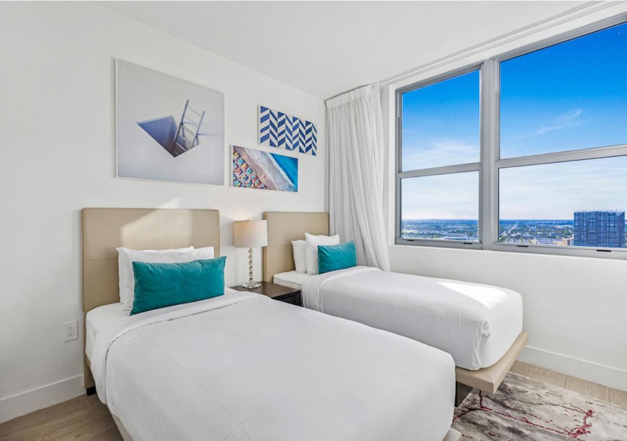 Hyde Beach House Three-Bedroom, Waterfront, Ocean And Intercostal View, Rooftop Pool, 5 Min Walk To Beach 할리우드 외부 사진