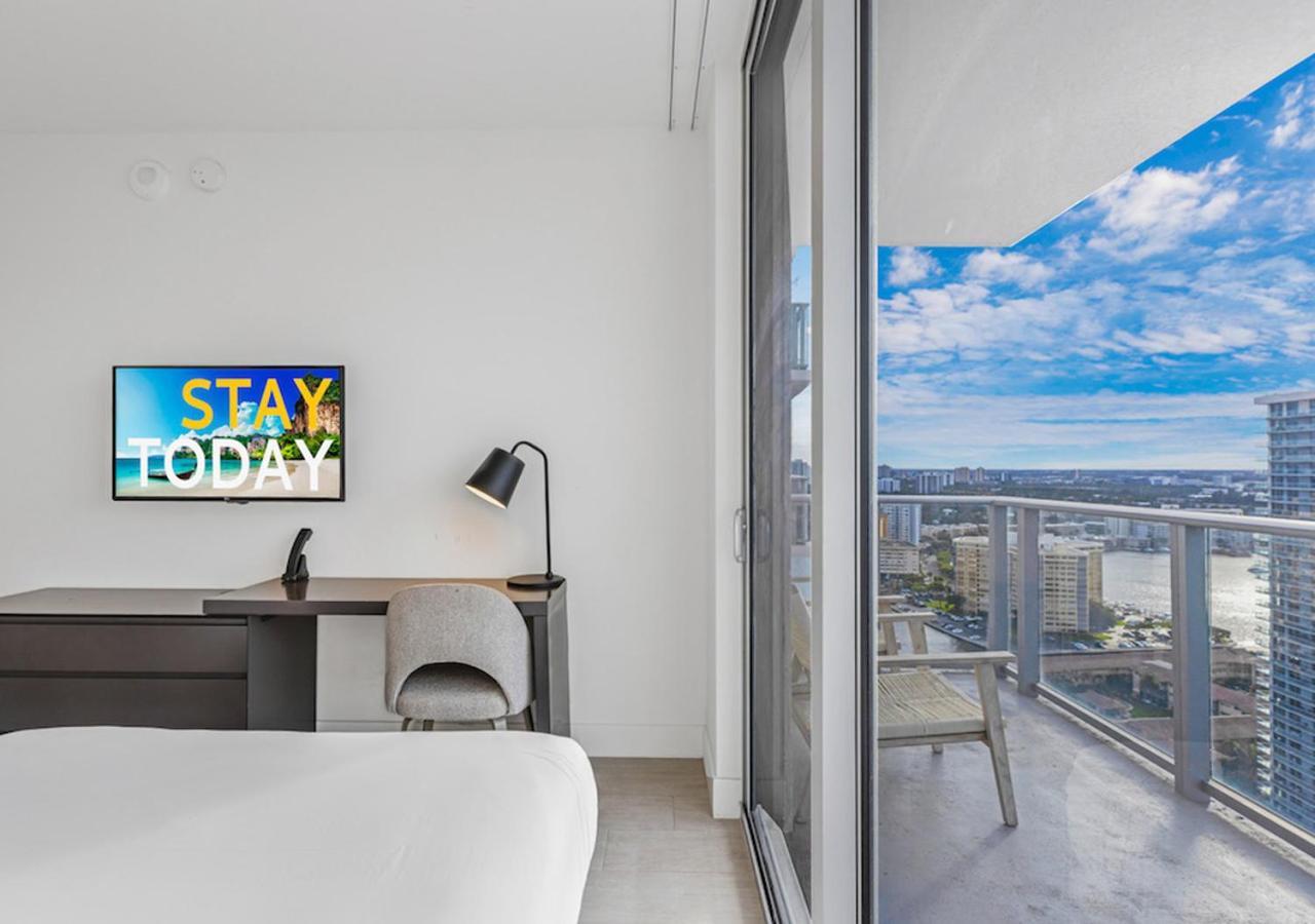 Hyde Beach House Three-Bedroom, Waterfront, Ocean And Intercostal View, Rooftop Pool, 5 Min Walk To Beach 할리우드 외부 사진