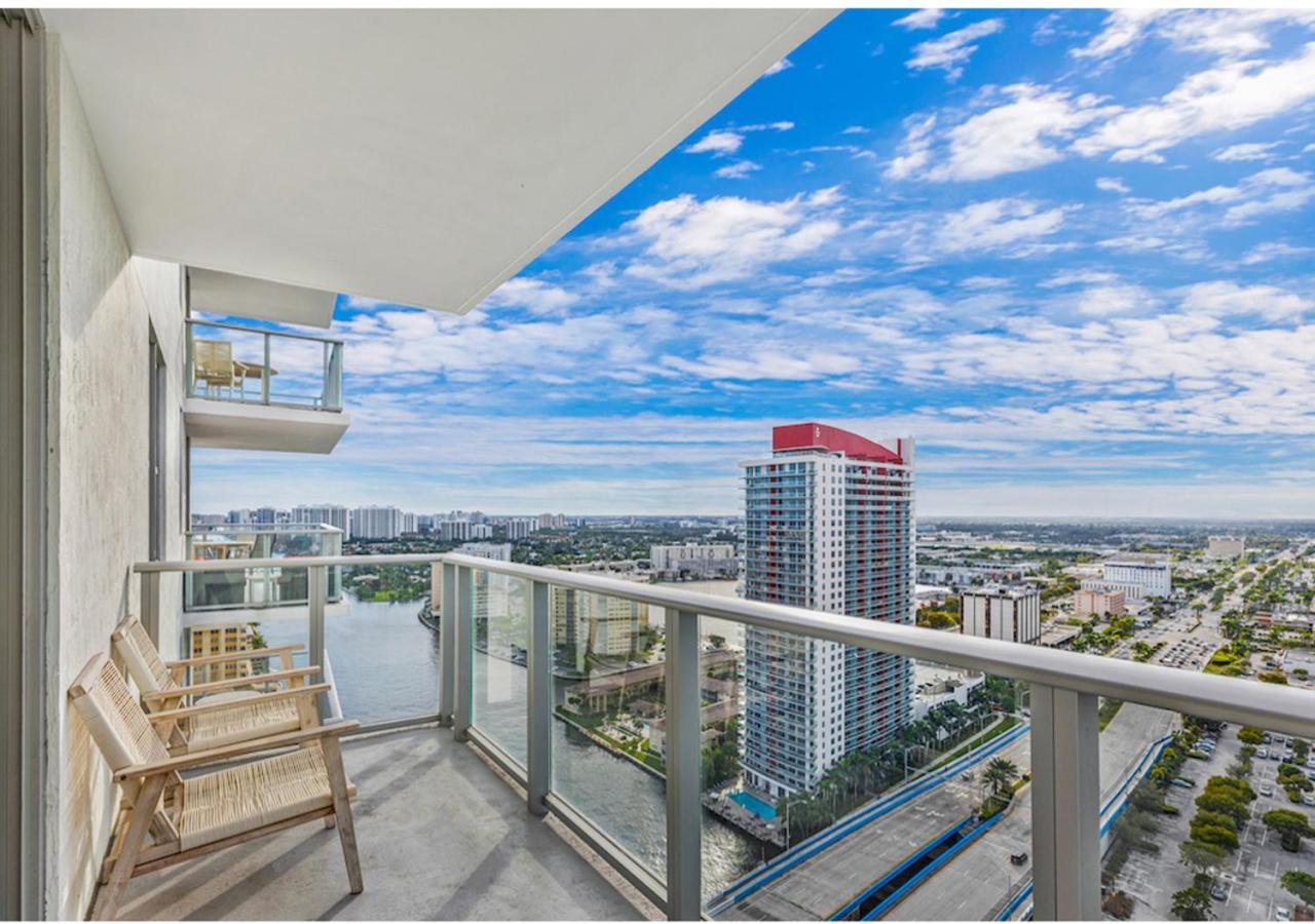 Hyde Beach House Three-Bedroom, Waterfront, Ocean And Intercostal View, Rooftop Pool, 5 Min Walk To Beach 할리우드 외부 사진